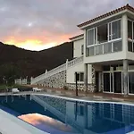 Villa La Fortaleza
